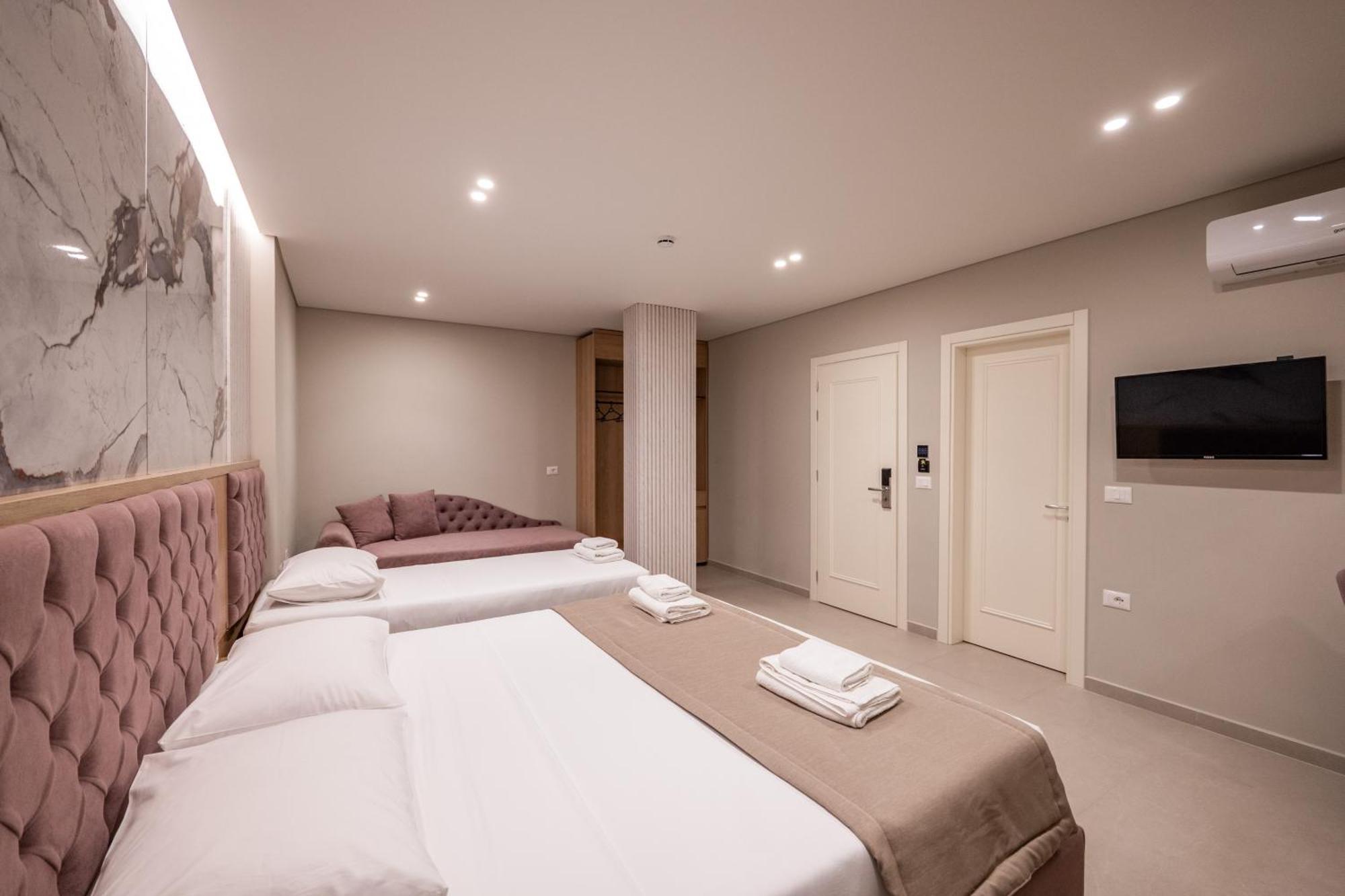 Koko Hotel Ksamil Extérieur photo